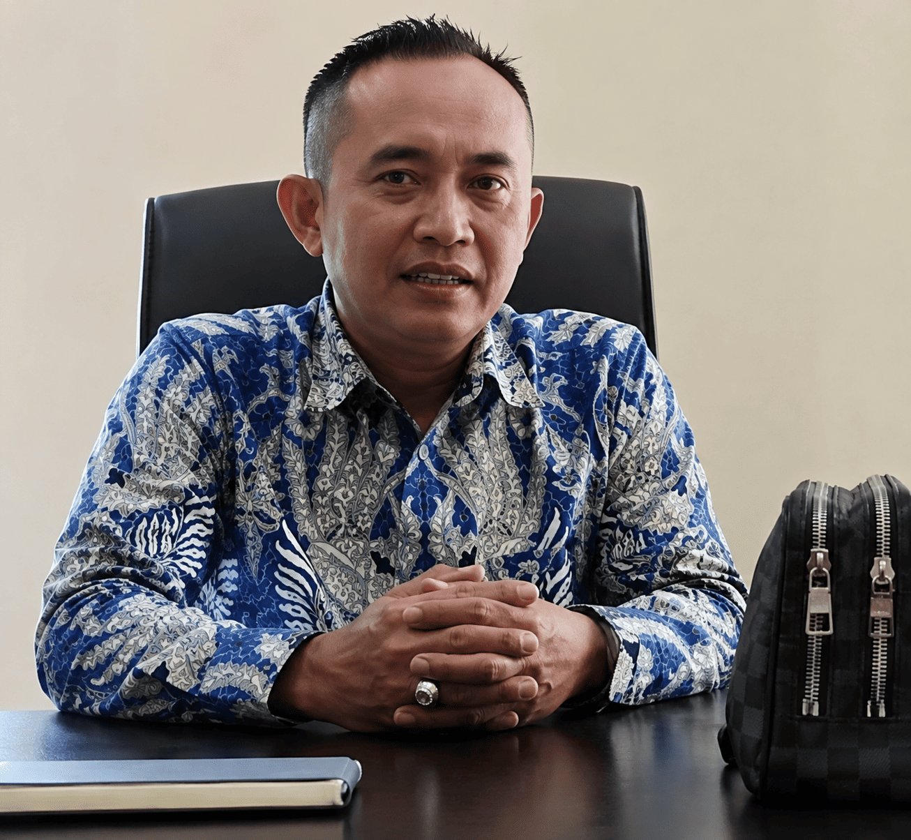 Dr. Moh. Aris Siswanto, S.H., M.H.