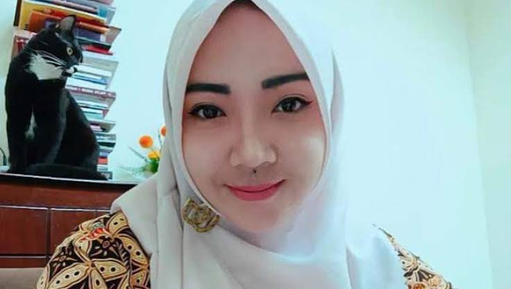 Dr. Ratih Mega Puspa Sari, S.H., M.Kn.